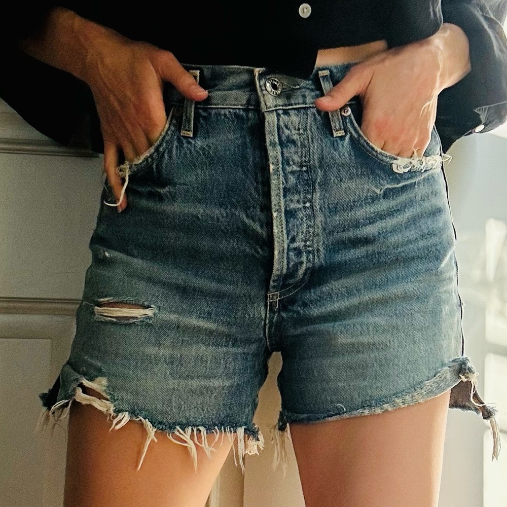 Agolde Women's Frayed Blue Jean Shorts